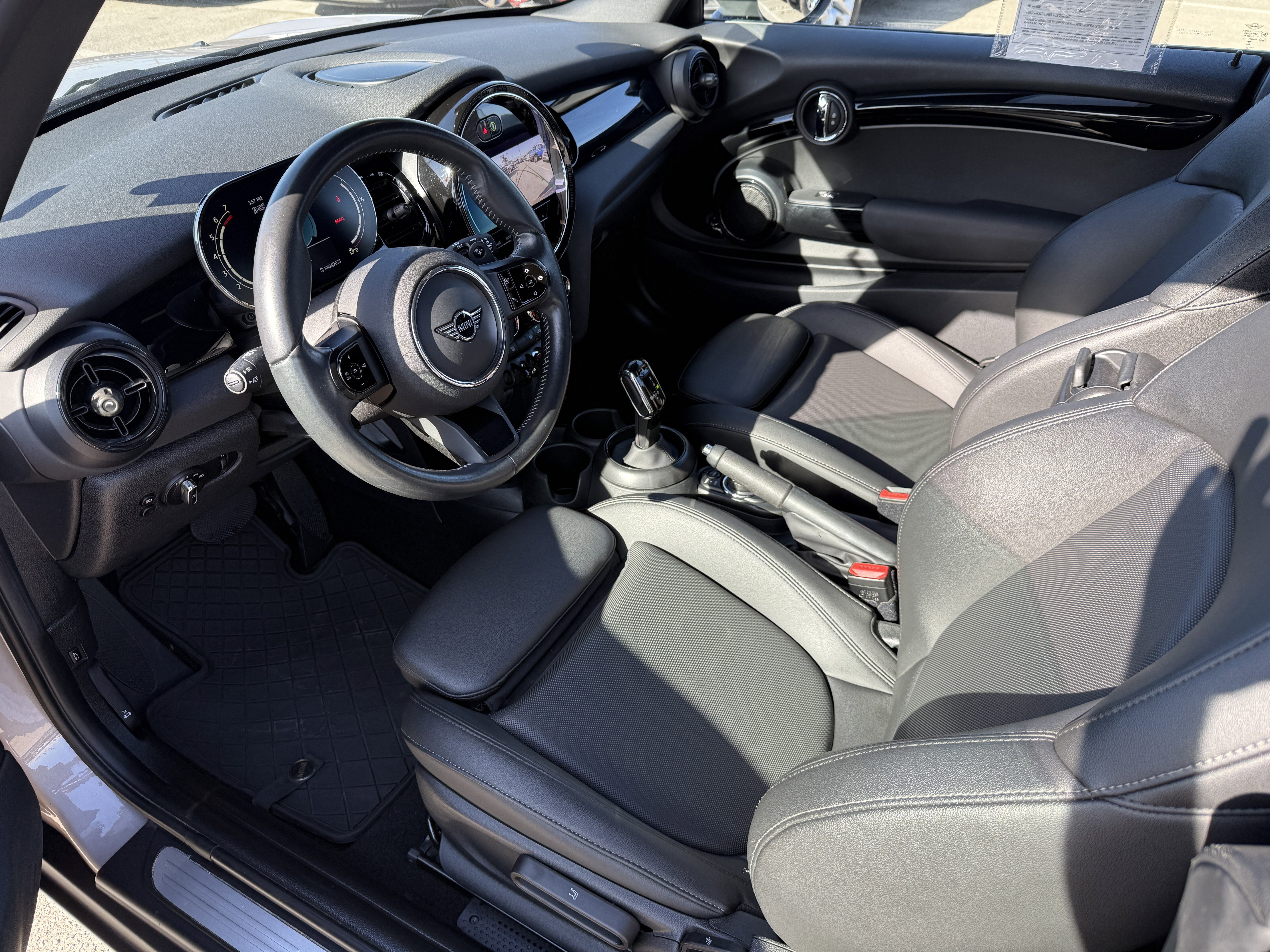 Used 2024 MINI Cooper S image 11