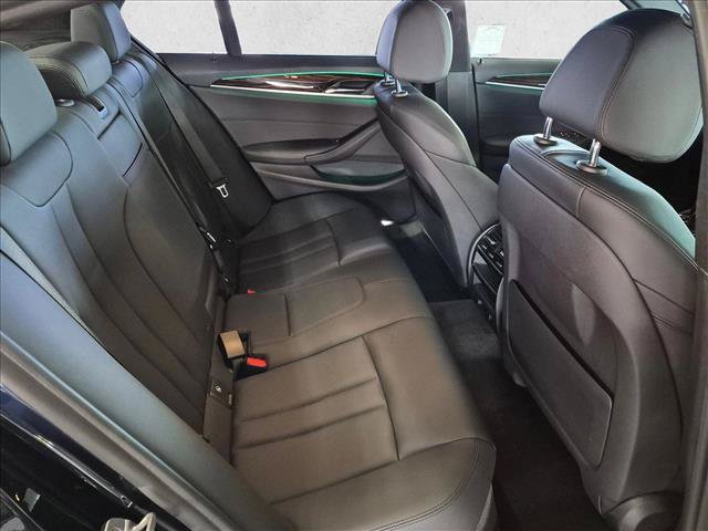 Used 2018 BMW 530e w/ Premium Package 2 RWD image 21