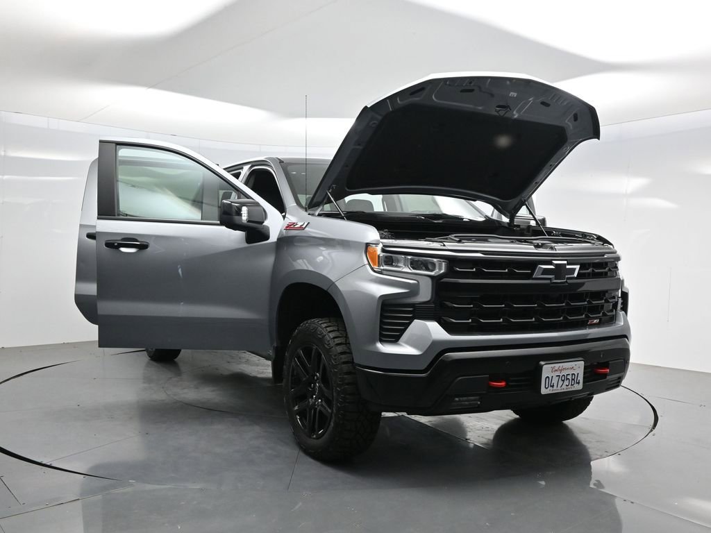 Used 2024 Chevrolet Silverado 1500 LT Trail Boss w/ LT Trail Boss Premium Package AWD/4WD image 46