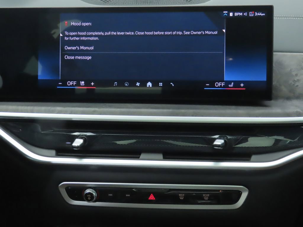 Used 2024 BMW X5 xDrive40i w/ Executive Package image 14