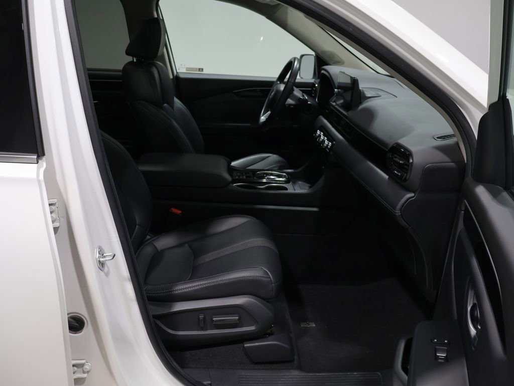 Used 2024 Honda Pilot Touring image 27