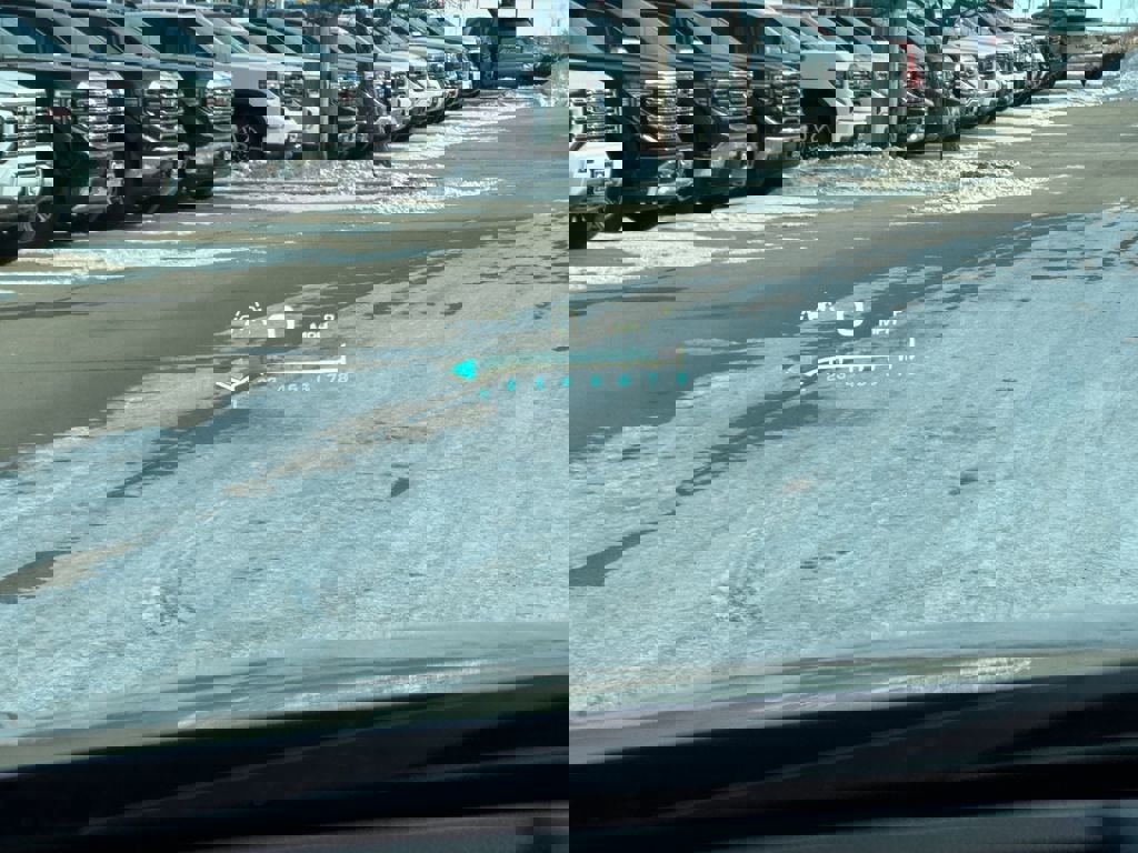 Used 2024 Buick Enclave Avenir image 44