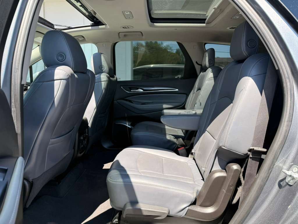 Used 2018 Buick Enclave Premium w/ Experience Buick Package AWD/4WD image 21