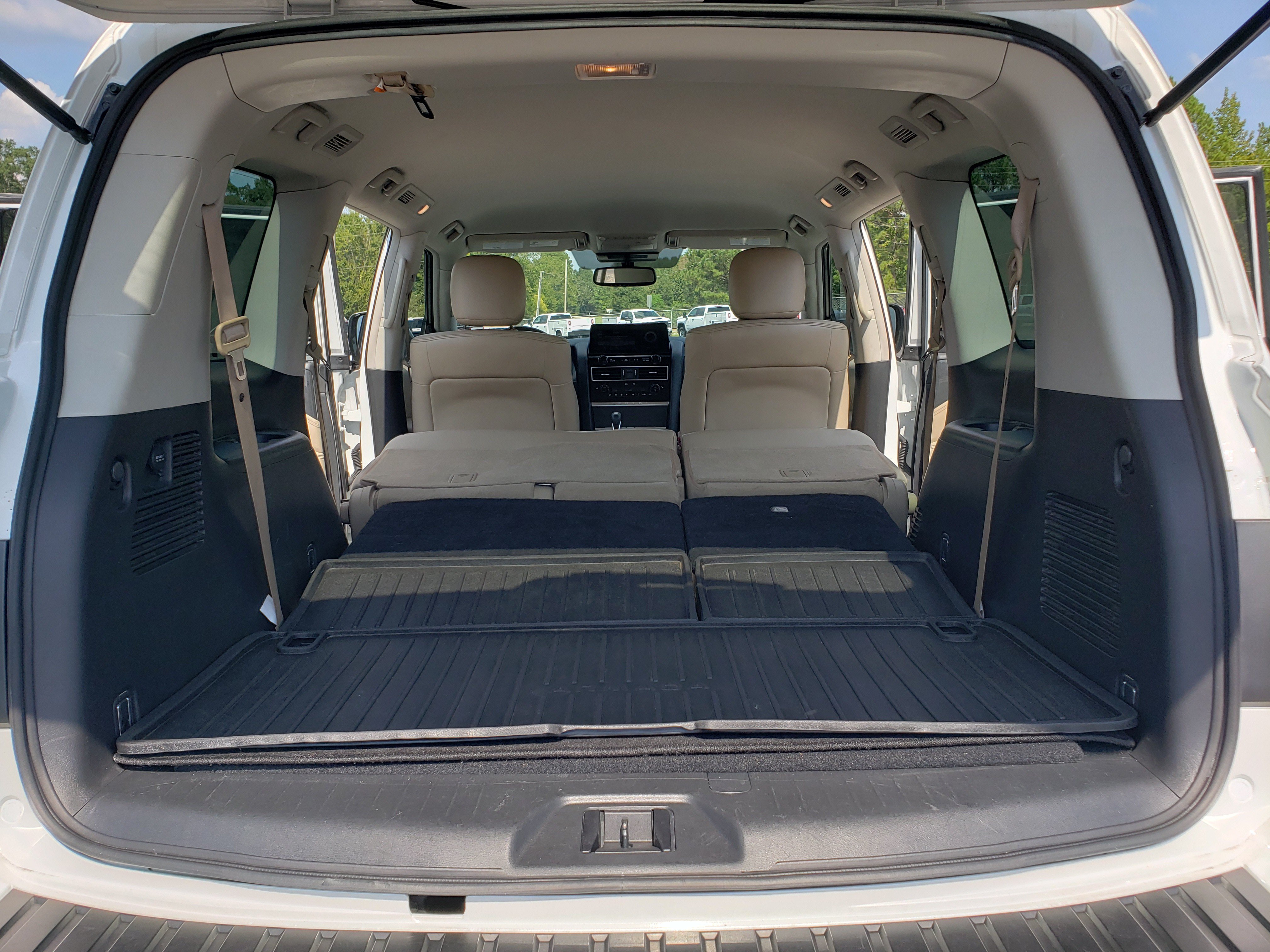 Used 2023 Nissan Armada SV w/ Cargo Package RWD image 13