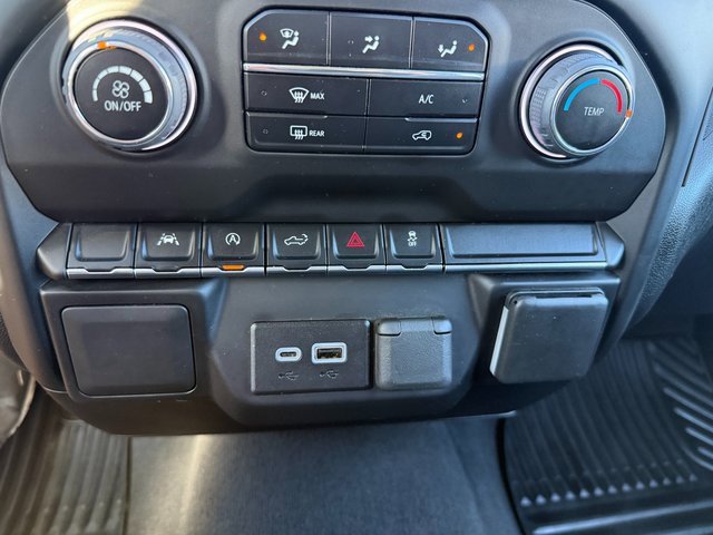 Used 2023 Chevrolet Silverado 1500 Custom image 19