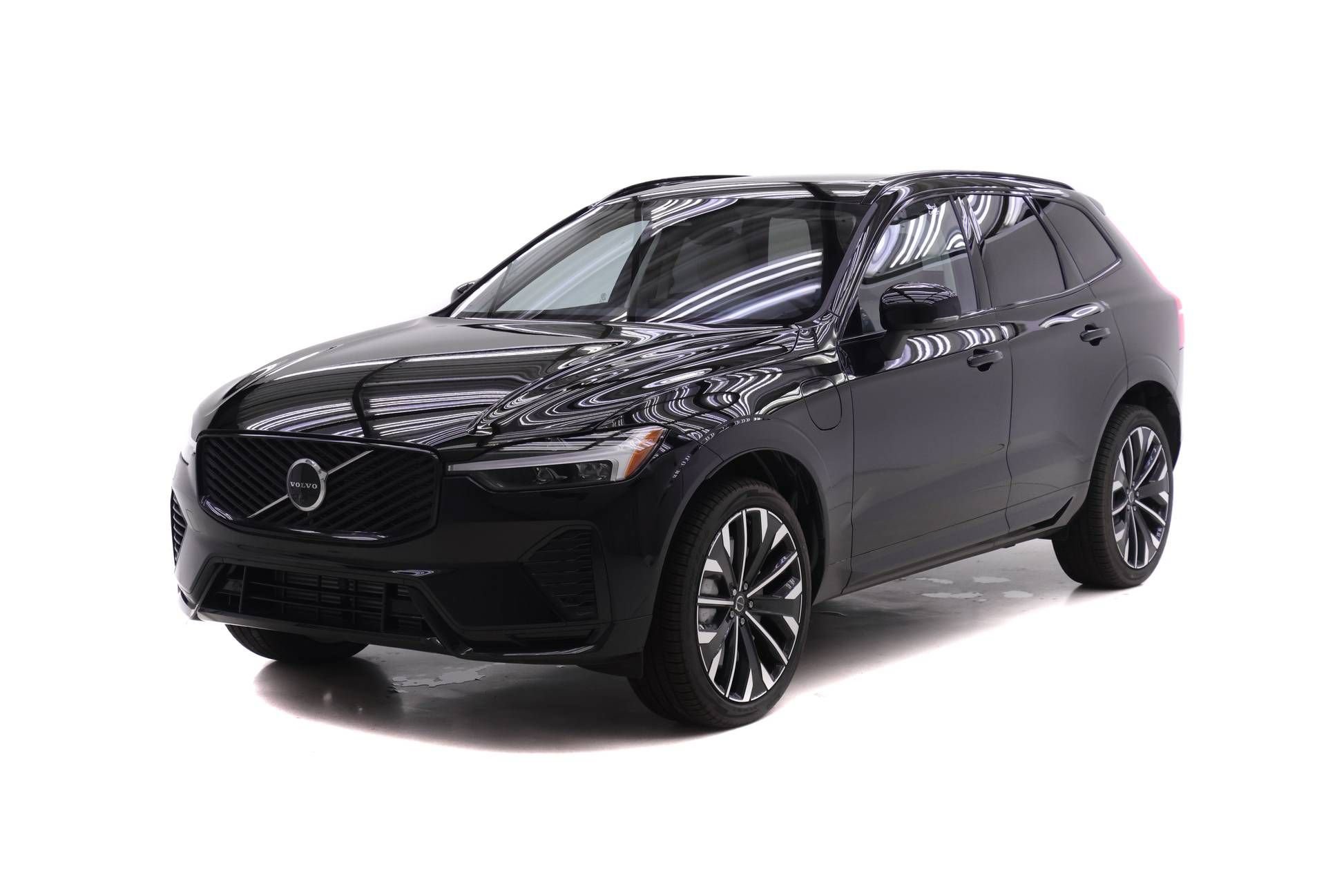 New 2026 Volvo XC60 T8 Ultra w/ Protection Package Premier AWD/4WD image 1