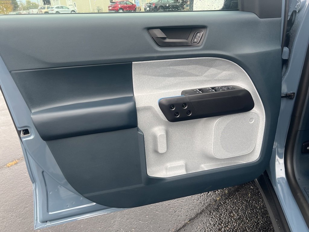 New 2025 Ford Maverick XLT w/ XLT Luxury Package image 18