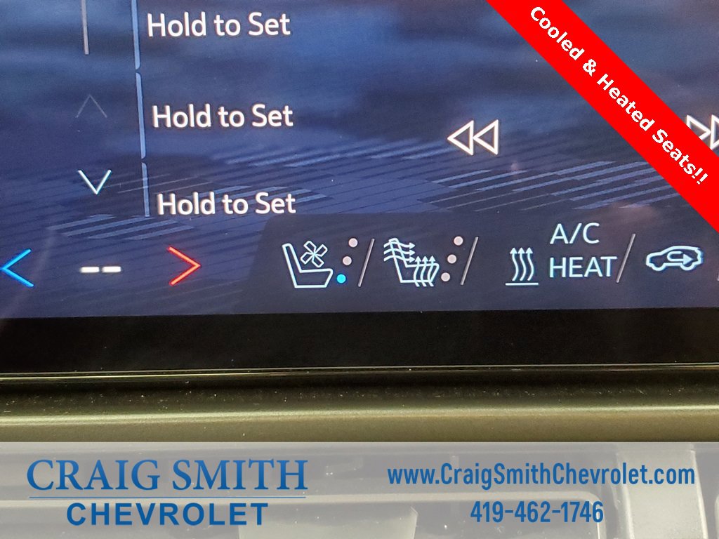 Used 2024 Chevrolet Equinox EV RS image 7