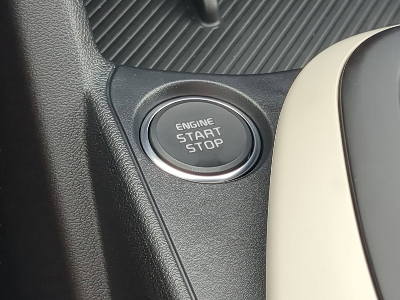 New 2025 Kia K4 GT-Line w/ GT-Line Premium Package FWD image 21
