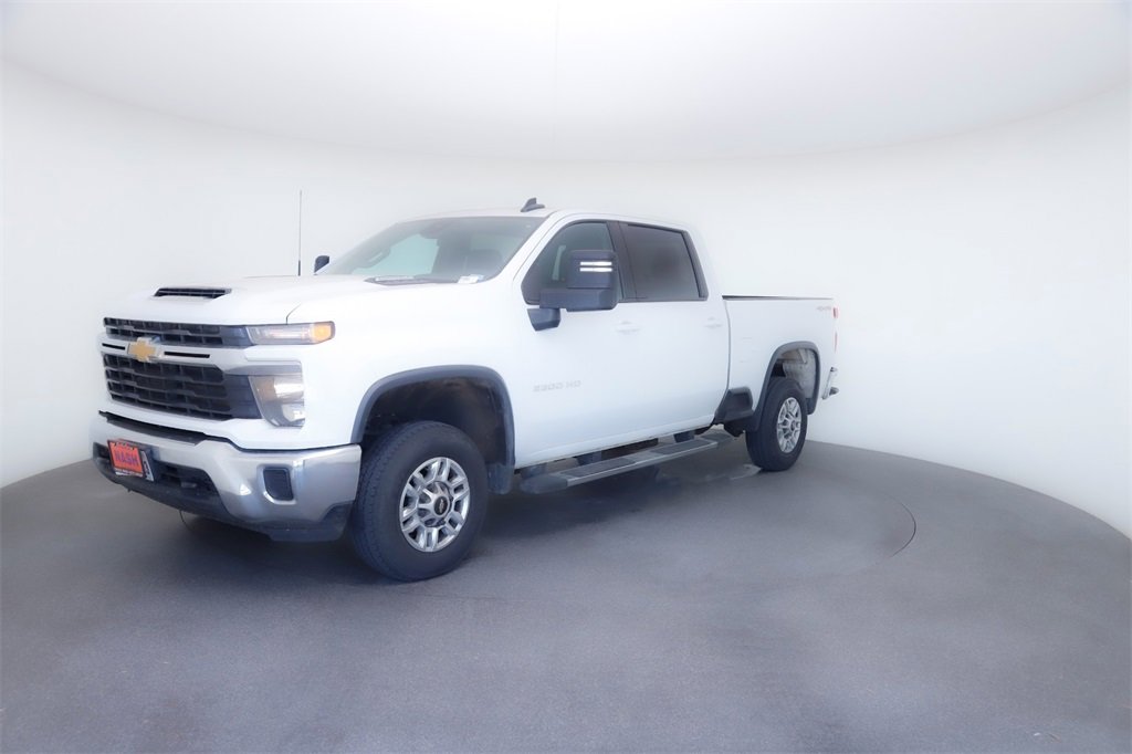 Used 2024 Chevrolet Silverado 2500 LT image 14