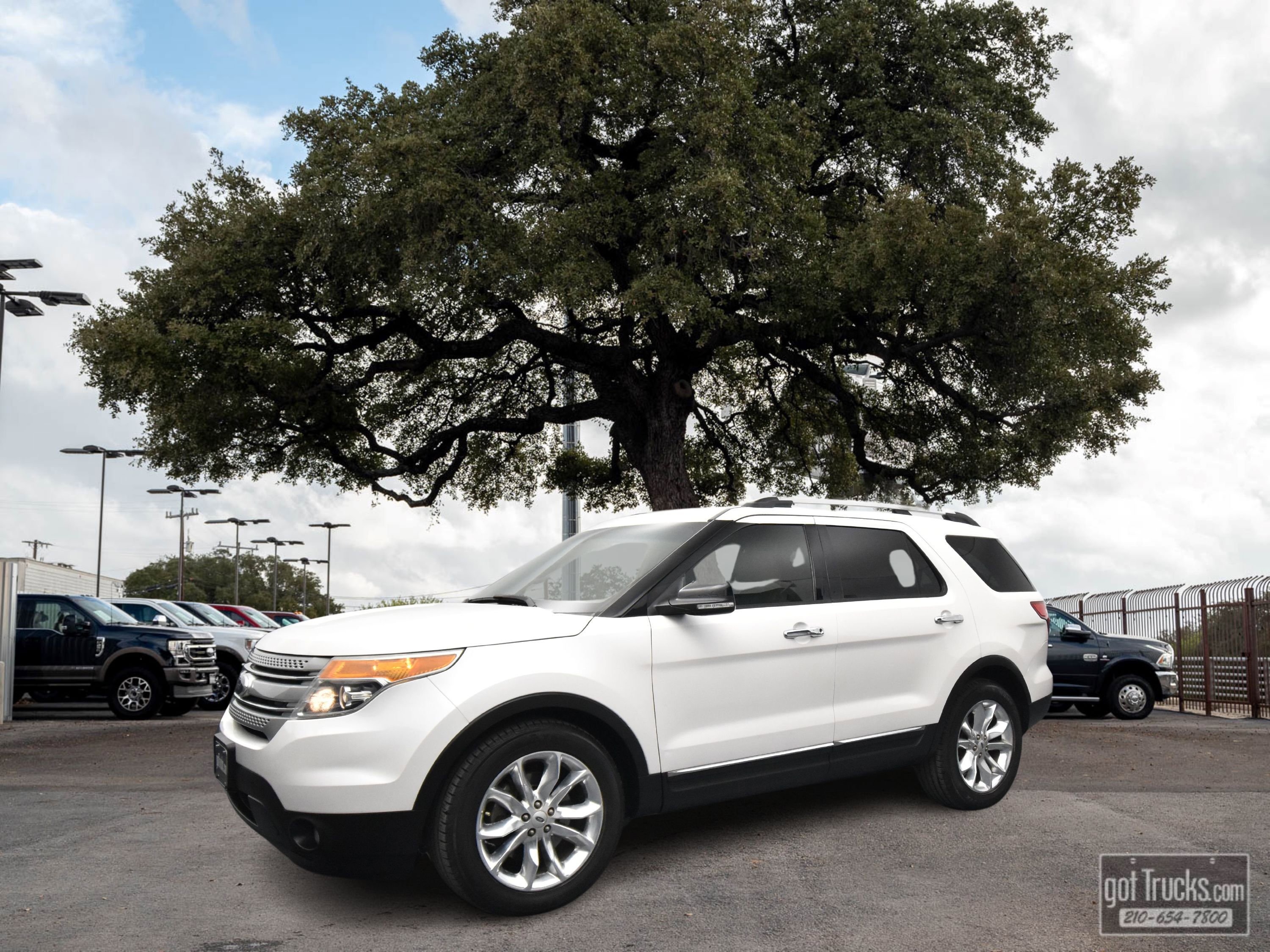 Used 2015 Ford Explorer XLT w/ Equipment Group 202A