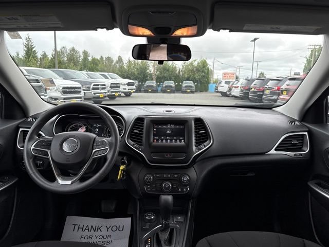 Used 2019 Jeep Cherokee Latitude w/ Popular Appearance Group AWD/4WD image 18