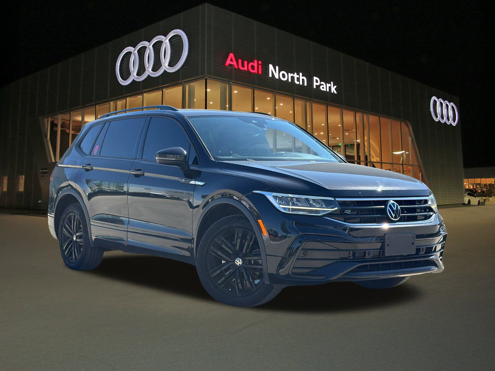 Used 2022 Volkswagen Tiguan SE R-Line