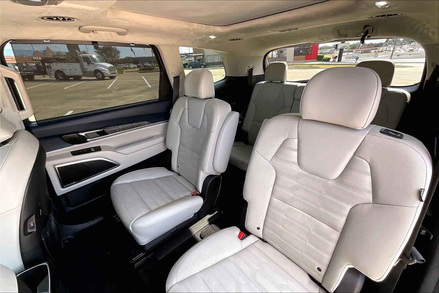 Certified 2024 Kia Telluride SX Prestige AWD/4WD image 28