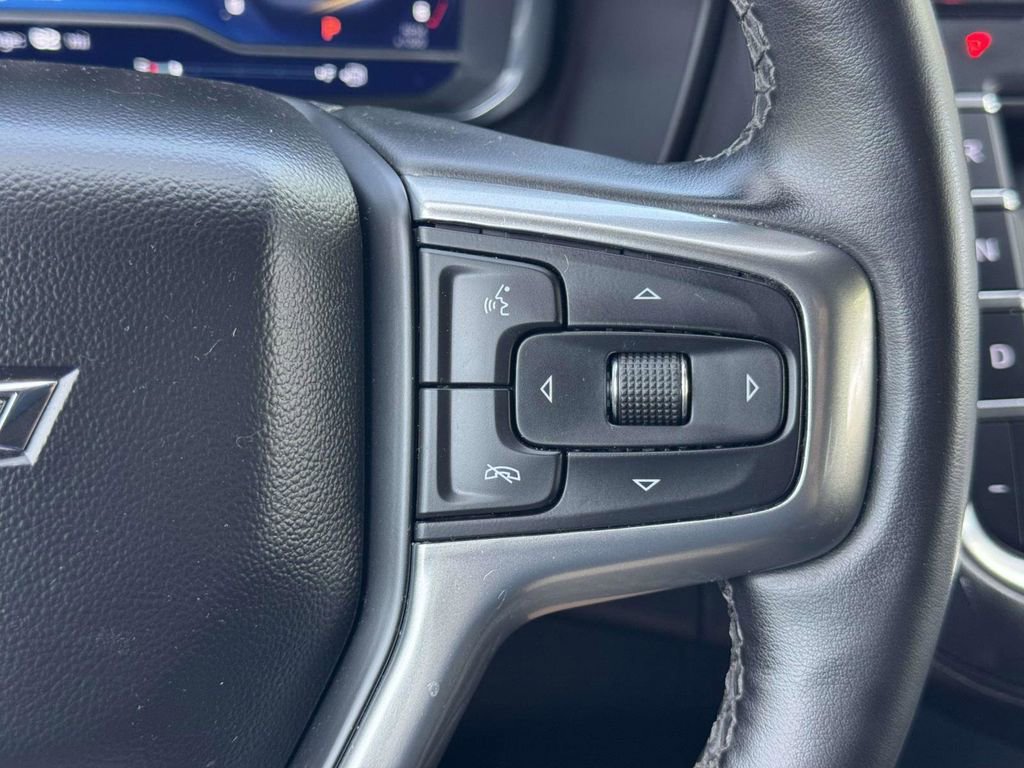 Used 2023 Chevrolet Tahoe Z71 w/ Luxury Package AWD/4WD image 13