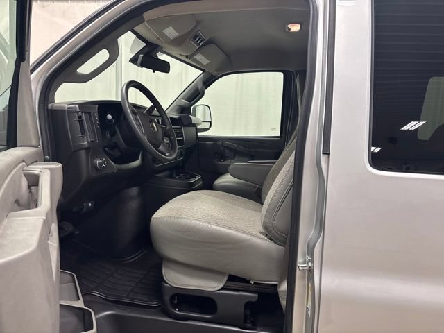 Used 2025 Chevrolet Express 2500 LT w/ LT Preferred Equipment Group RWD image 16