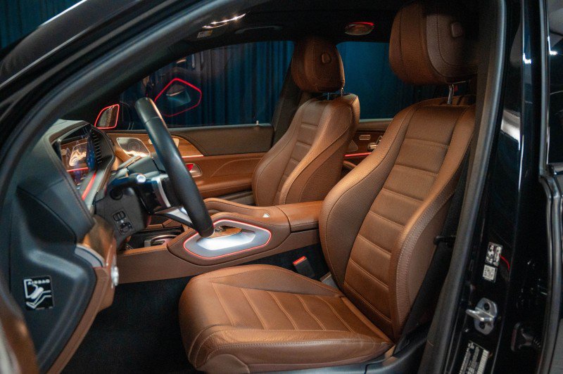 Certified 2024 Mercedes-Benz GLS 450 4MATIC image 11