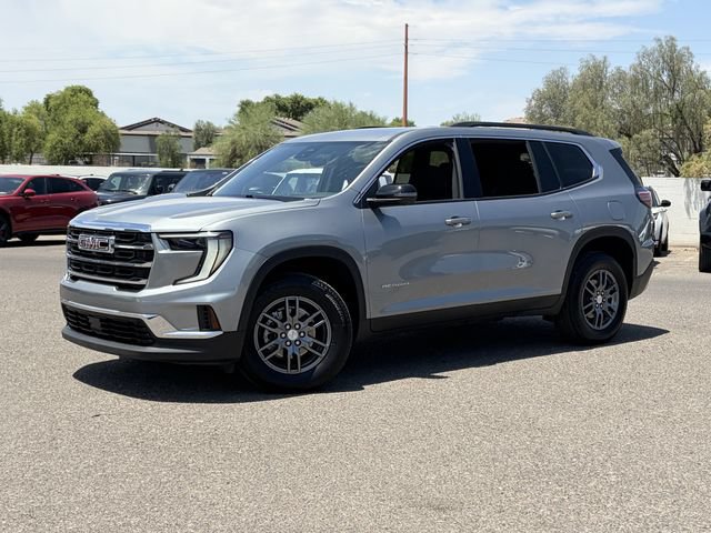 Used 2026 GMC Acadia Elevation FWD image 2