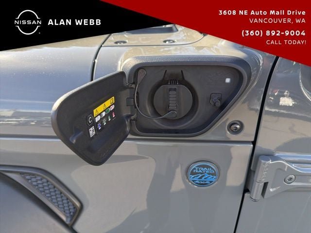 Used 2023 Jeep Wrangler Unlimited w/ Cold Weather Group AWD/4WD image 30