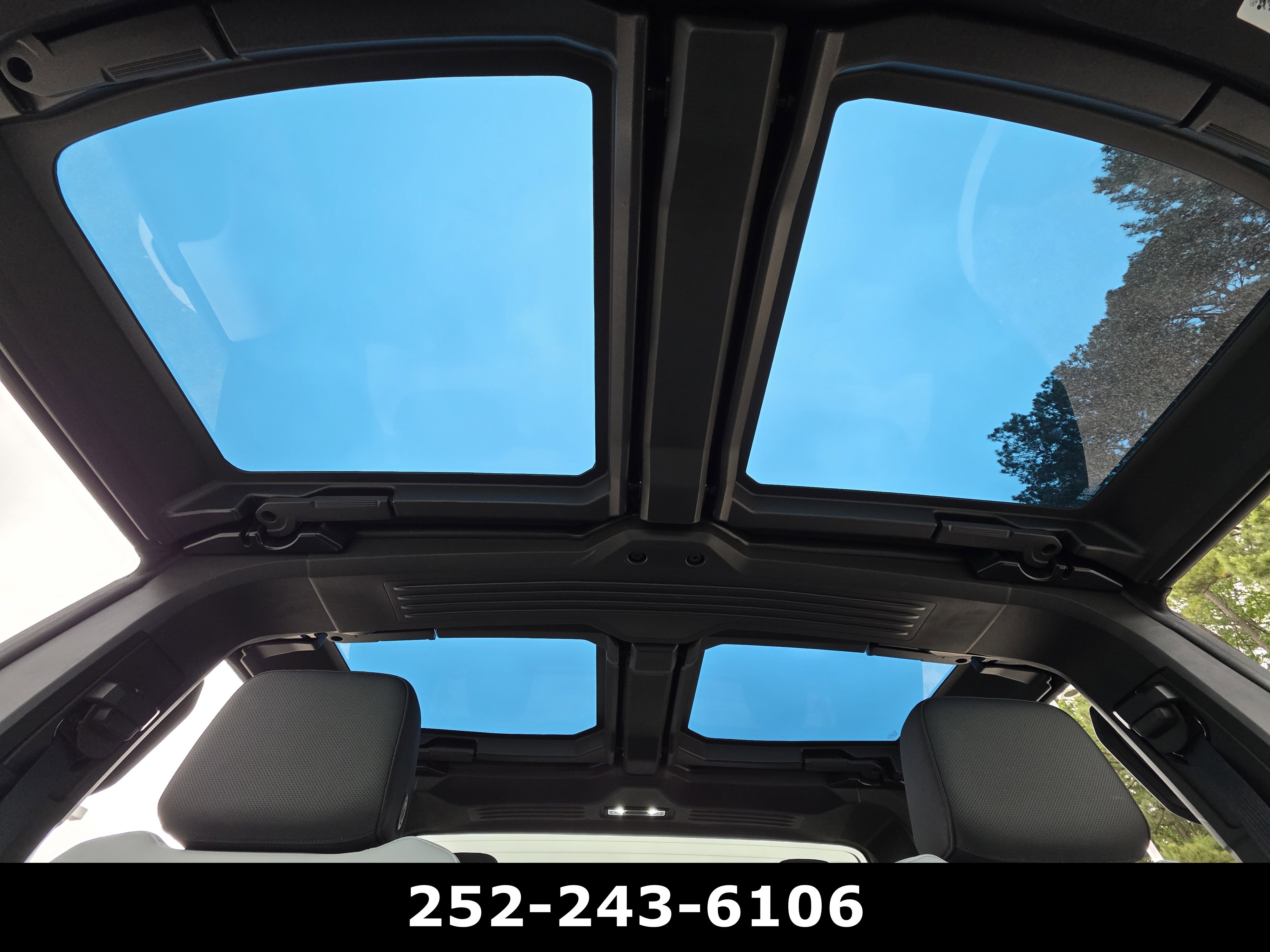 Used 2025 GMC Hummer EV 3X AWD/4WD image 12