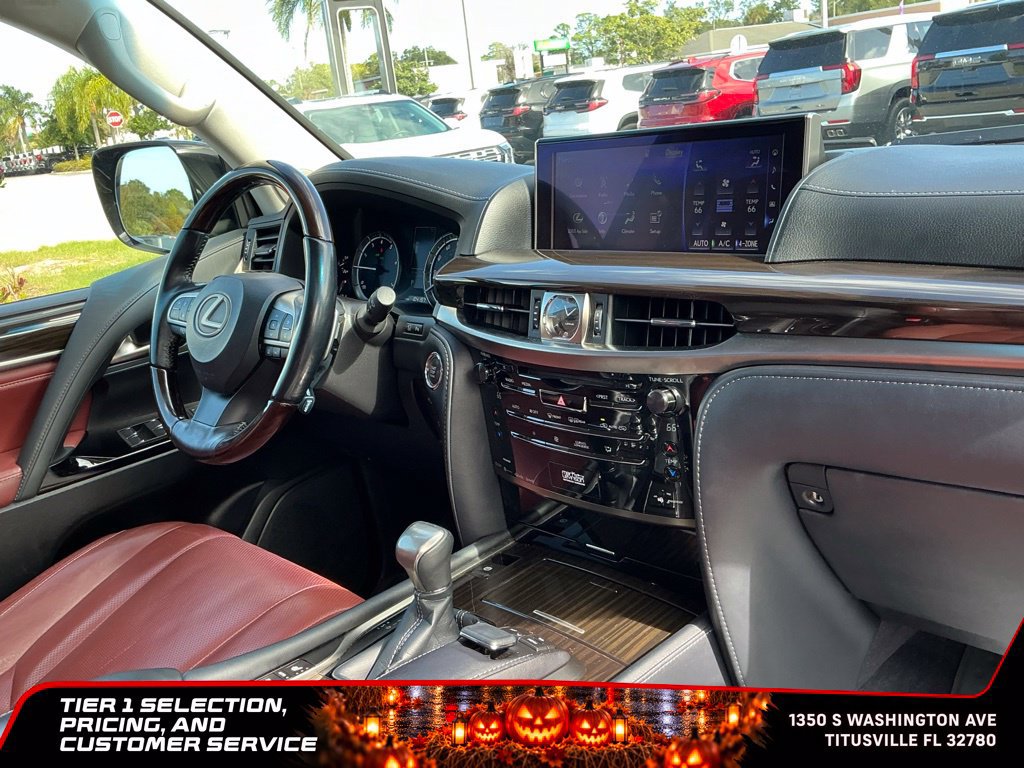 Used 2017 Lexus LX 570 4WD w/ Luxury Package image 15