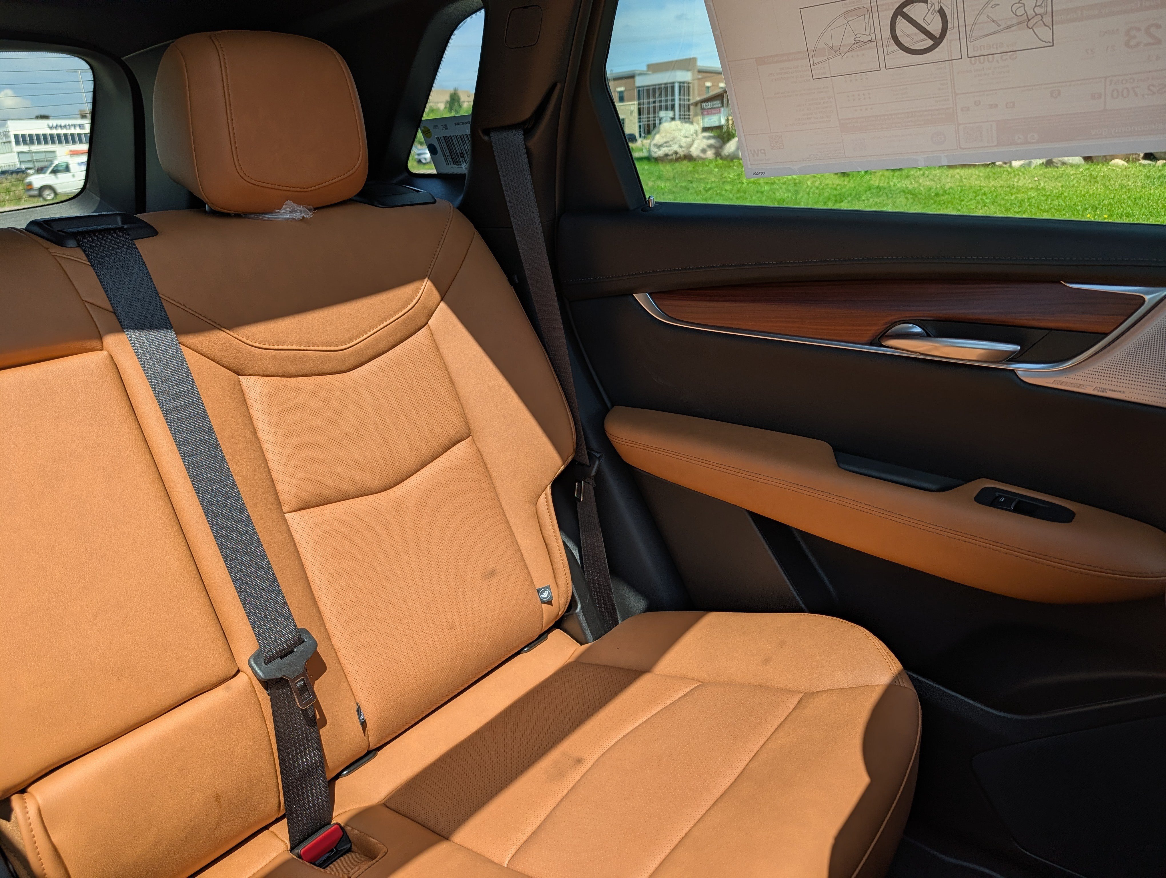 New 2026 Cadillac XT5 Premium Luxury w/ LPO, Floor Liner Package AWD/4WD image 16