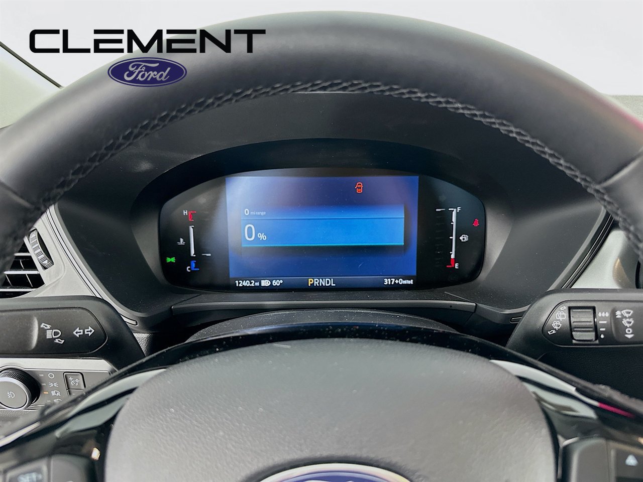 New 2025 Ford Escape SE FWD image 17