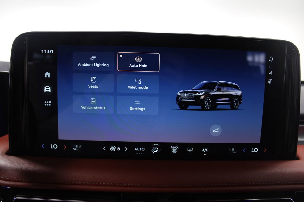 Used 2025 Lincoln Aviator Reserve image 51