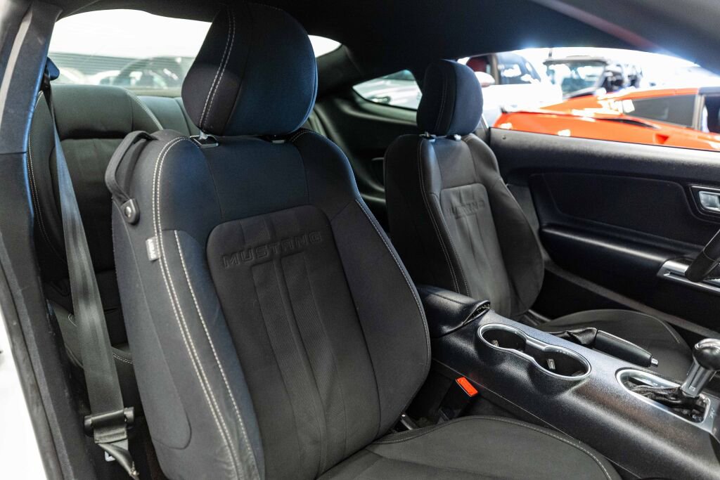 Used 2018 Ford Mustang Coupe w/ Equipment Group 101A RWD image 13