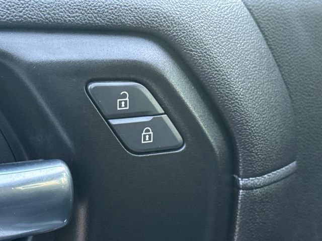 Used 2020 GMC Sierra 2500 SLE image 21