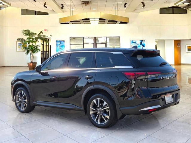 Certified 2026 INFINITI QX60 Pure w/ Family Package AWD/4WD image 7