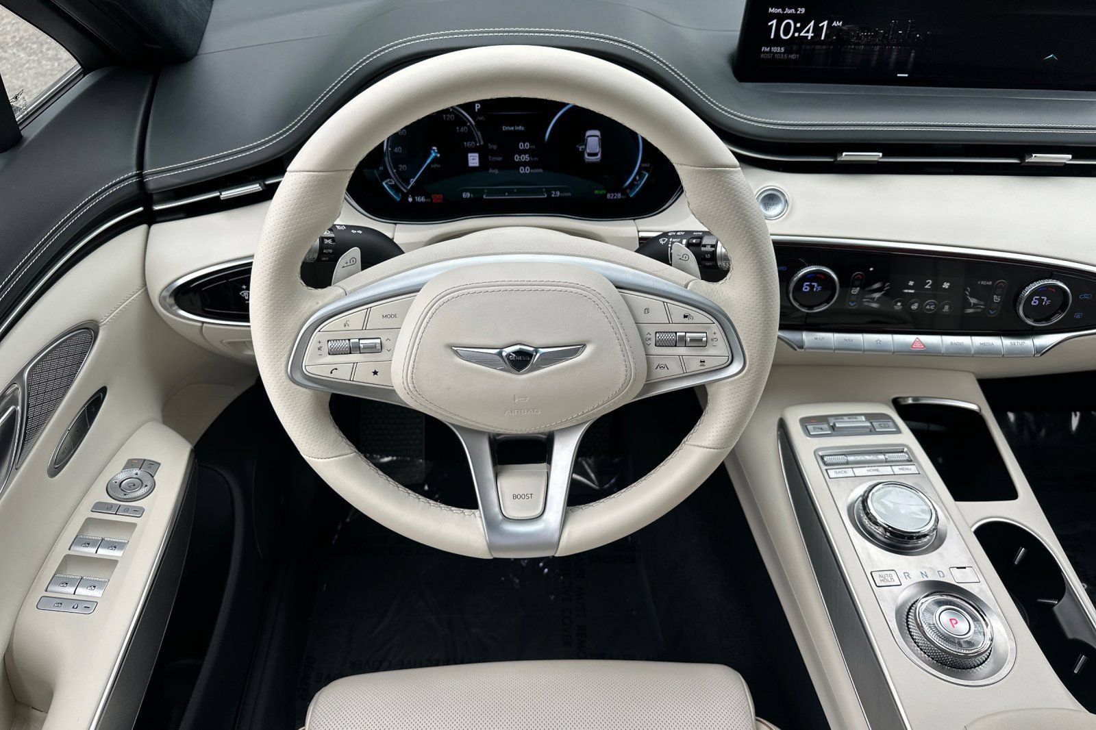 Used 2023 Genesis Electrified GV70 w/ Prestige Package AWD/4WD image 17