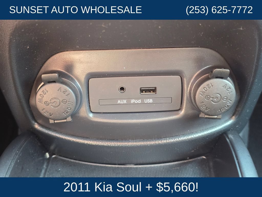 Used 2011 Kia Soul + w/ Audio Pkg FWD image 32