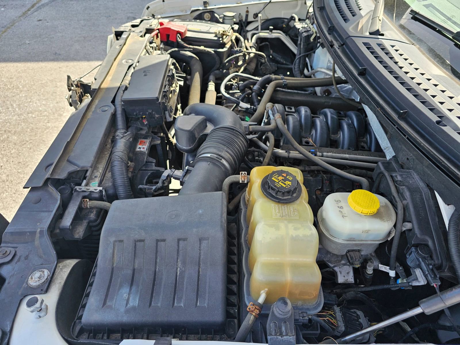 Used 2014 Ford F150 FX4 w/ Equipment Group 402A Luxury image 31