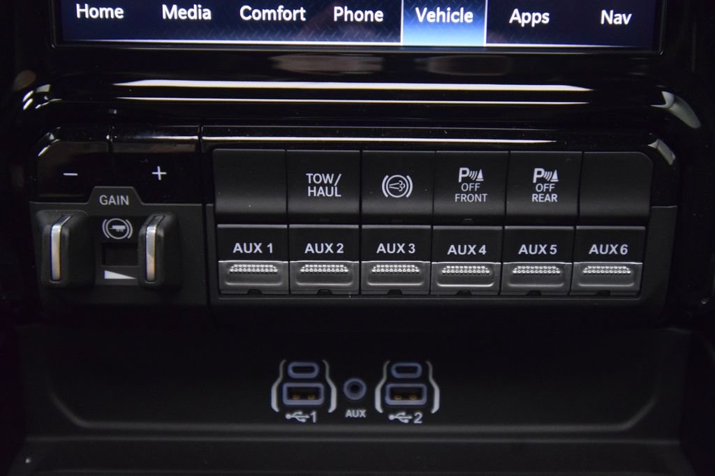 New 2026 RAM 3500 Laramie w/ Night Edition AWD/4WD image 32