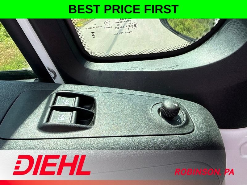New 2025 RAM ProMaster 3500 w/ Convenience Group FWD image 27