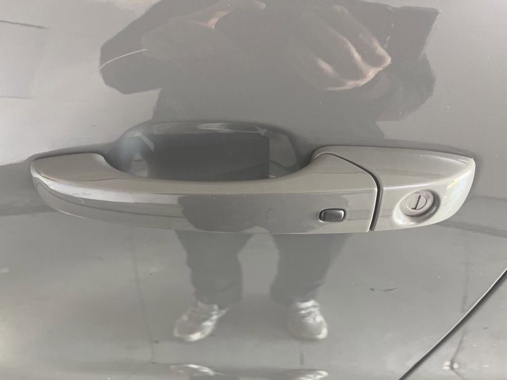 Used 2023 Dodge Durango R/T w/ Hemi Orange Plus Package image 41