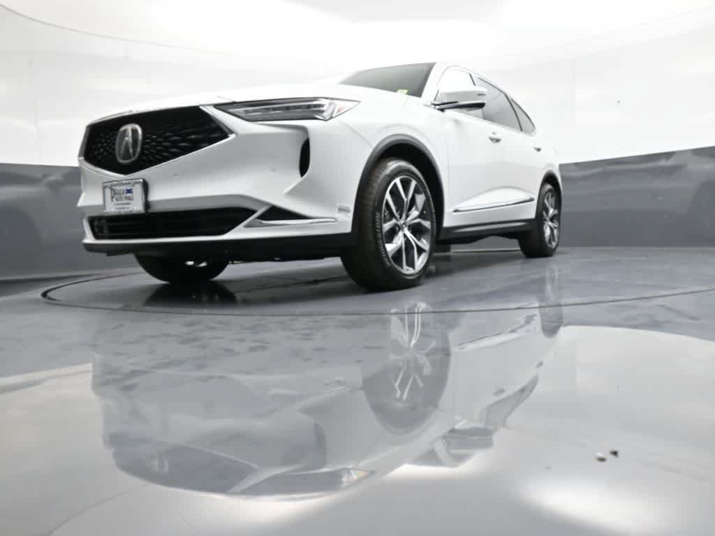 Certified 2024 Acura MDX w/ Technology Package AWD/4WD image 28