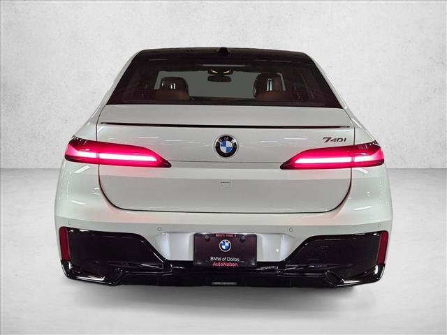 New 2026 BMW 740i RWD image 8