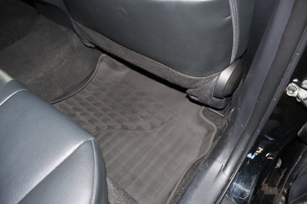 Used 2022 Toyota Camry SE FWD image 55