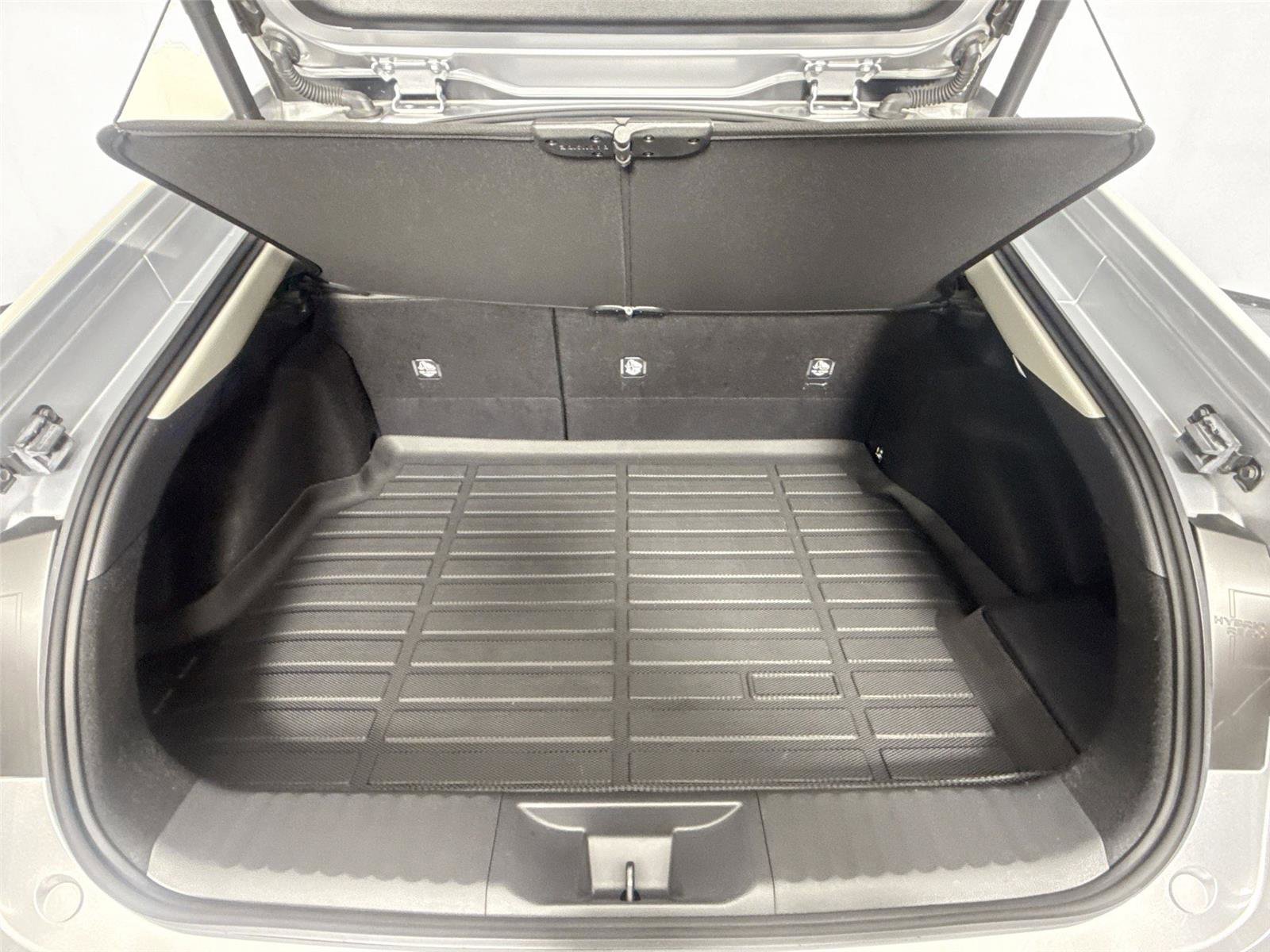 Used 2024 Toyota Prius Limited w/ Limited Premium Package image 42