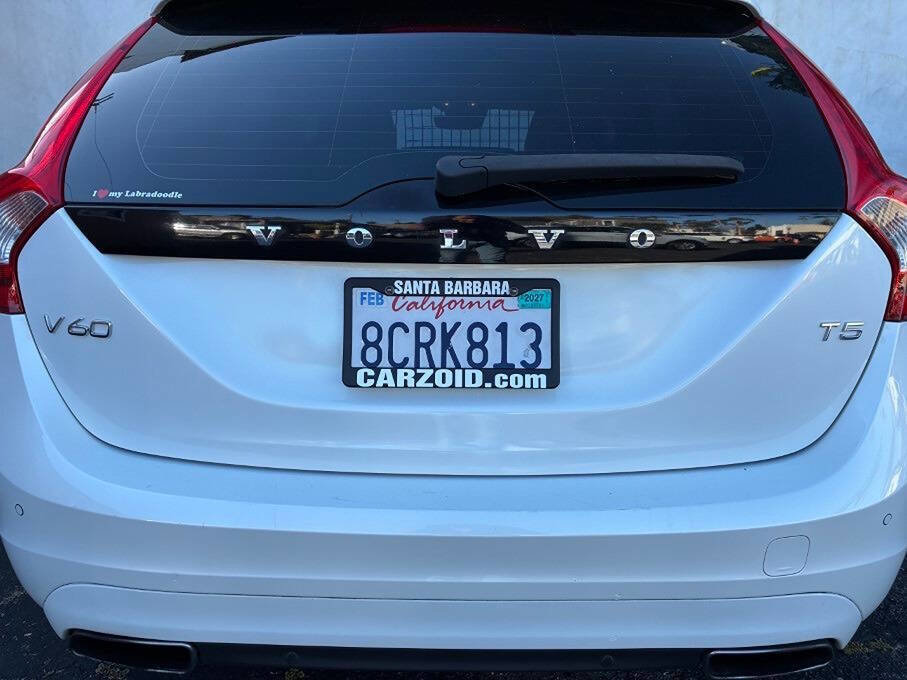 Used 2015 Volvo V60 T5 Premier w/ 19" Sport Package FWD image 11