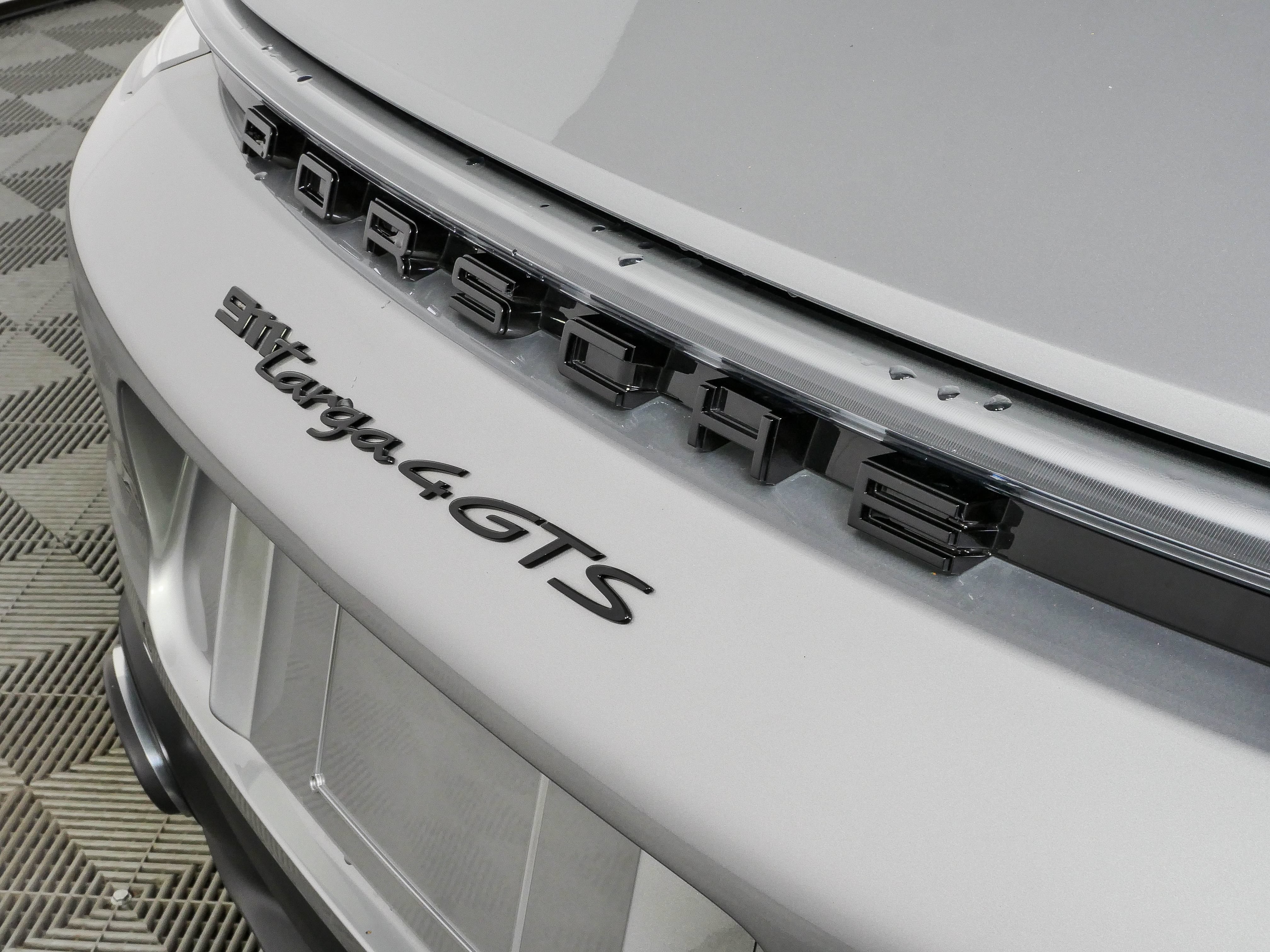 Certified 2024 Porsche 911 Targa 4 GTS w/ Premium Package AWD/4WD image 39