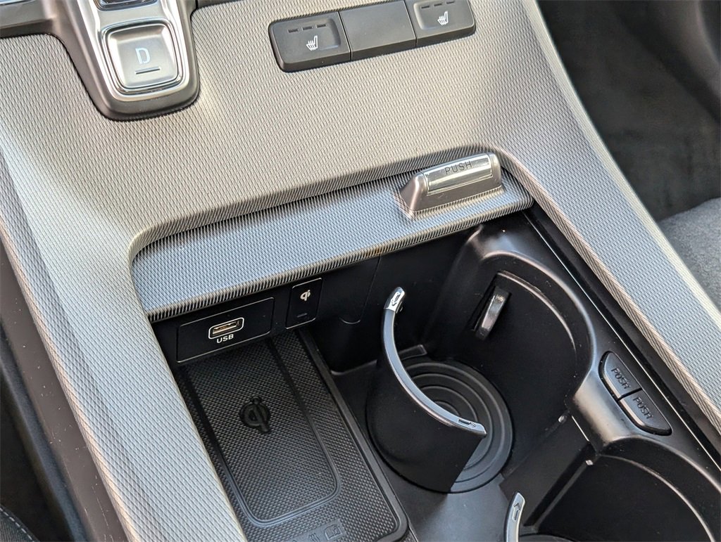 Used 2021 Hyundai Palisade SEL w/ Convenience Package image 17