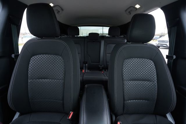 Used 2025 Ford Escape Active image 36