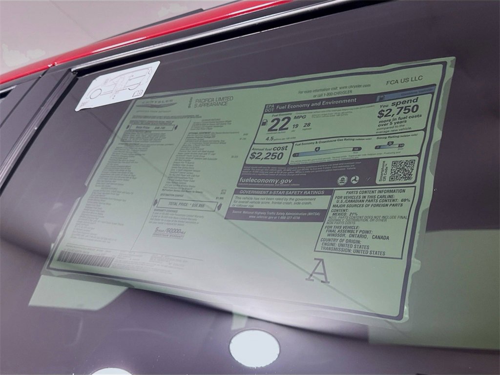 New 2026 Chrysler Pacifica Limited image 21