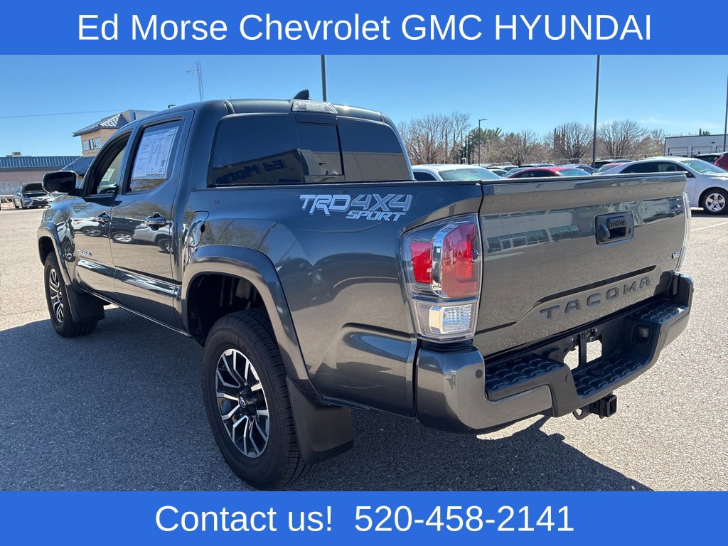 Used 2022 Toyota Tacoma TRD Sport w/ Technology Package AWD/4WD image 3