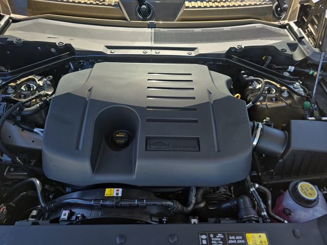 New 2026 Land Rover Defender 110 X-Dynamic SE AWD/4WD image 31