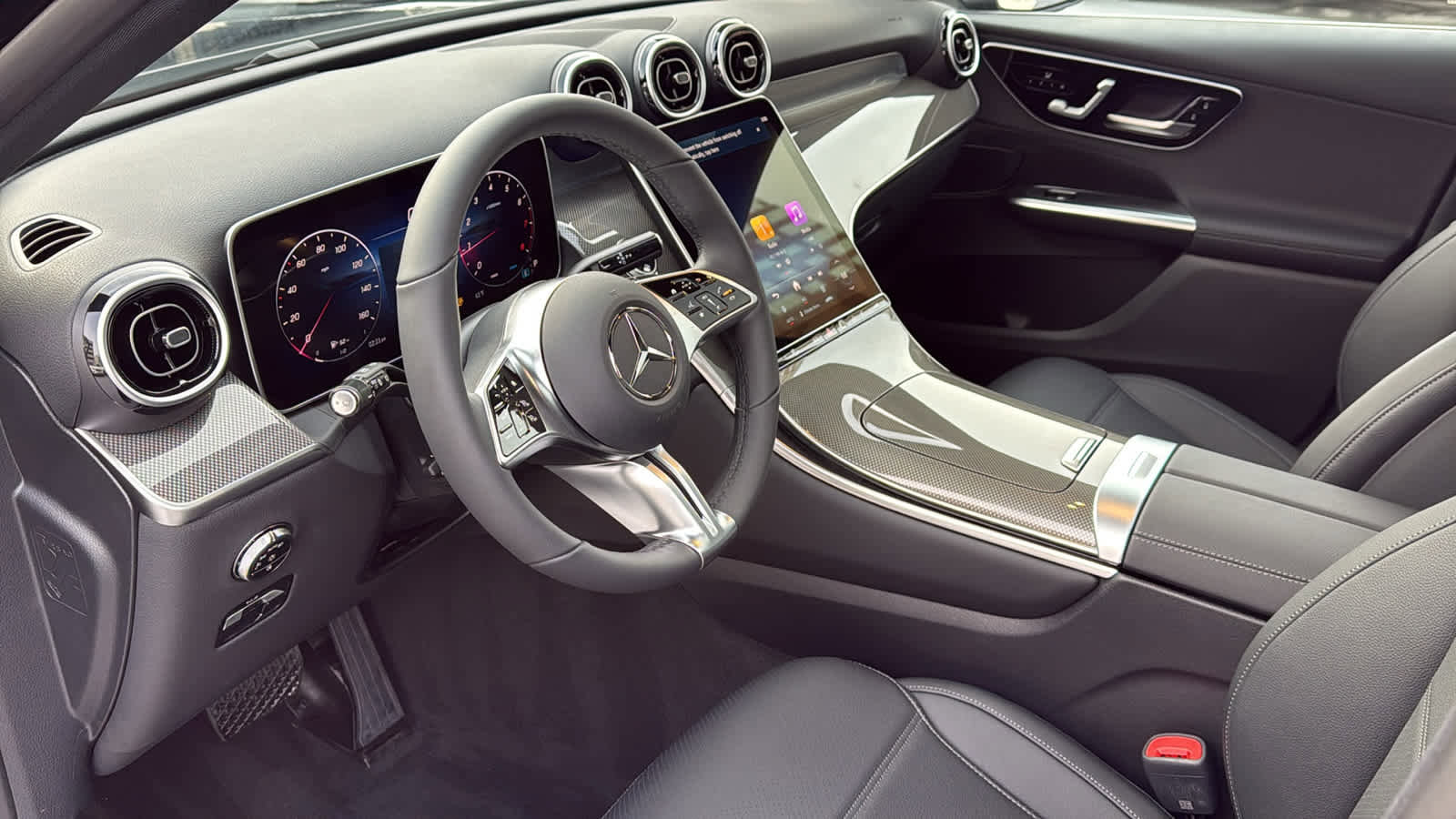 New 2026 Mercedes-Benz GLC 300 4MATIC image 28