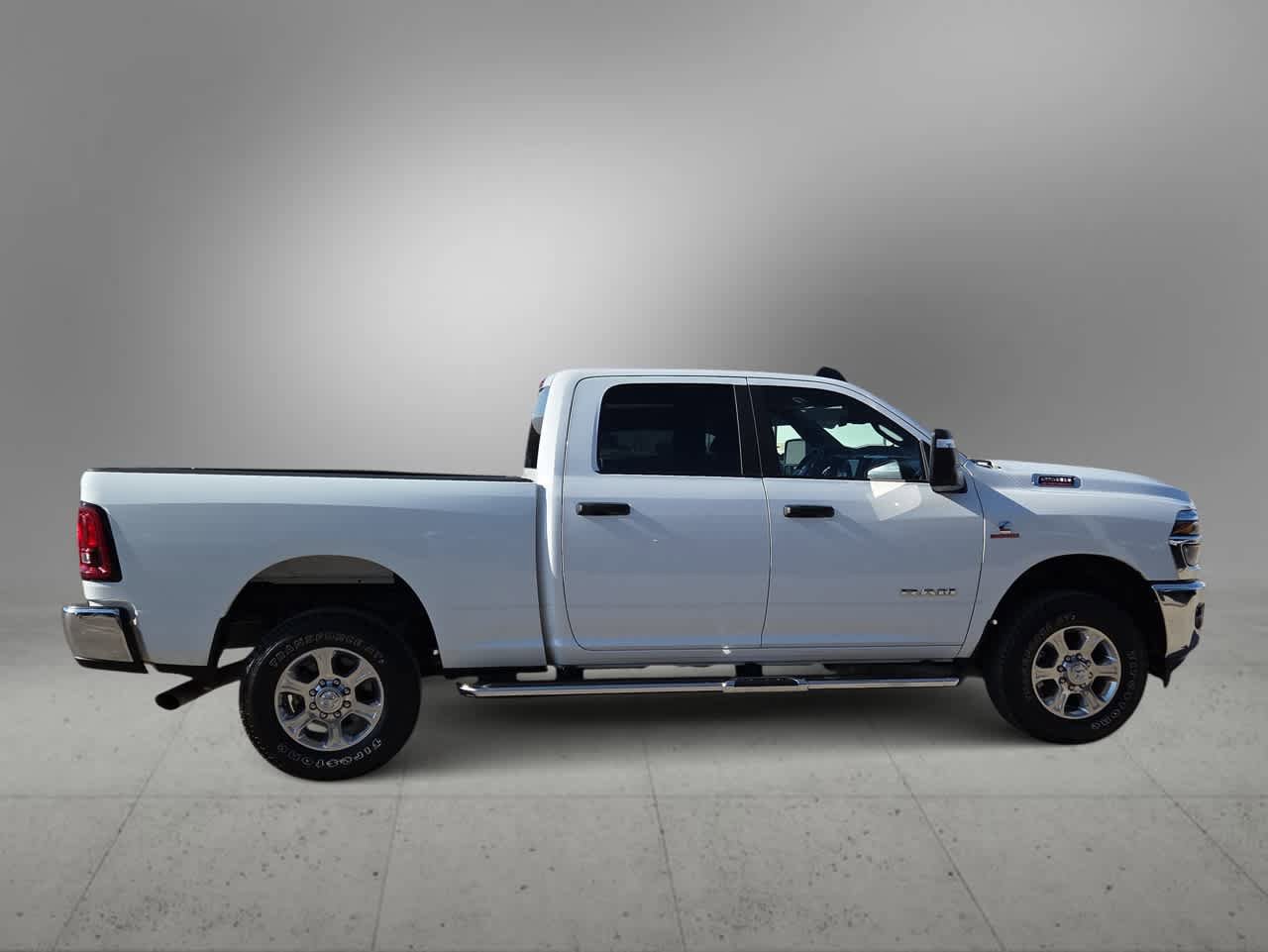 Used 2025 RAM 2500 Big Horn AWD/4WD image 9